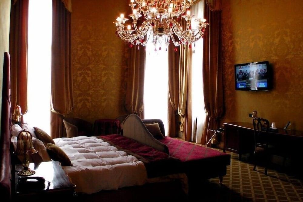 Pesaro Palace 4* Venecia